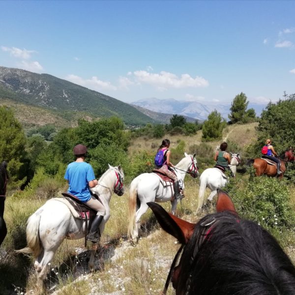 gite a cavallo abruzzo